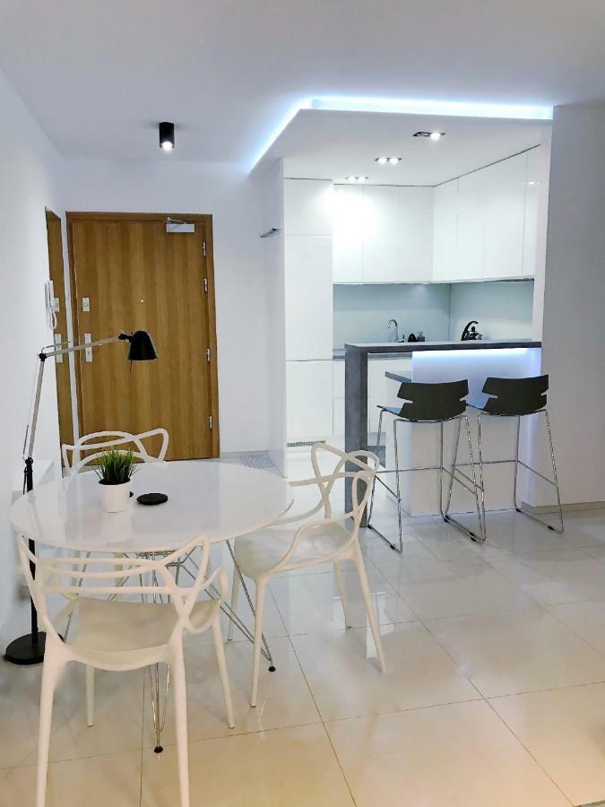 ורוצלב Icon Apartments Centrum 68 מראה חיצוני תמונה